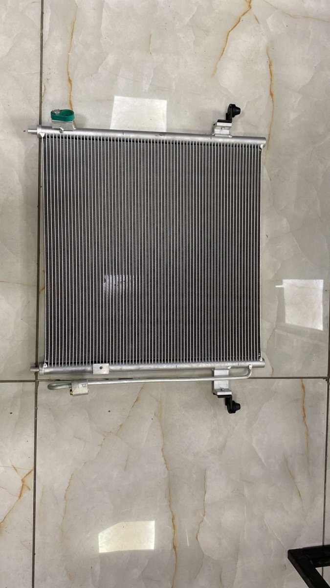 MİTSUBİSHİ L200 CONDANSER 1330BZY-16 OEM: MN 123606