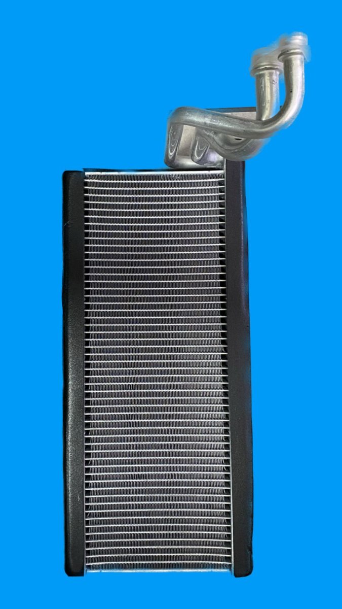 8NB-01 FORD CARGO EVAPARATÖR ALÜMİNYUM TİP